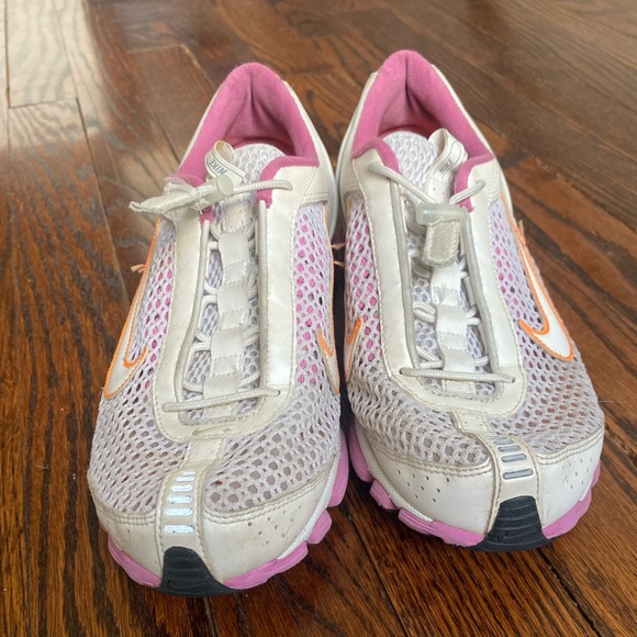 Women’s Nike Zoom Air Dynamic Heel Fit Sneaker size 6.5 - Picture 2 of 7